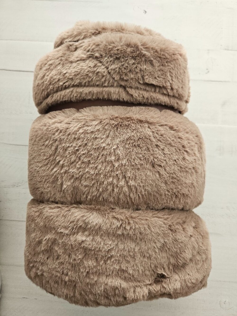 Better Homes & Gardens Faux Fur Throw taupe/brown